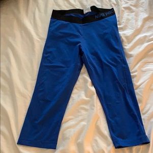 Nike Pro Dry Fit workout leggings - size L